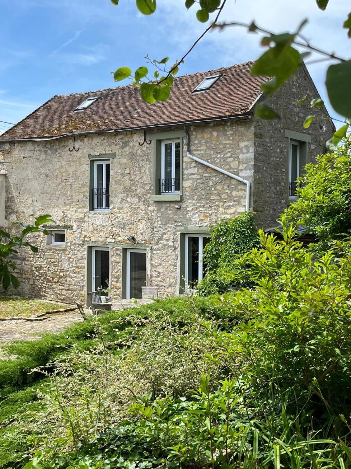 Les Ecuries Bed and Breakfast Recloses Exteriör bild